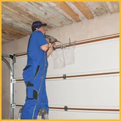 Community Garage Door Repair Service New Albany, OH 614-686-0001 - side-garage-door-repair-10-48m